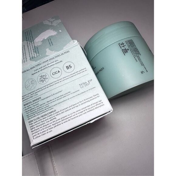 Hanyul  Artemisia Soothing Toner Pads with Centella Asiatica and Hyaluronic Acid - Picture 1 of 6